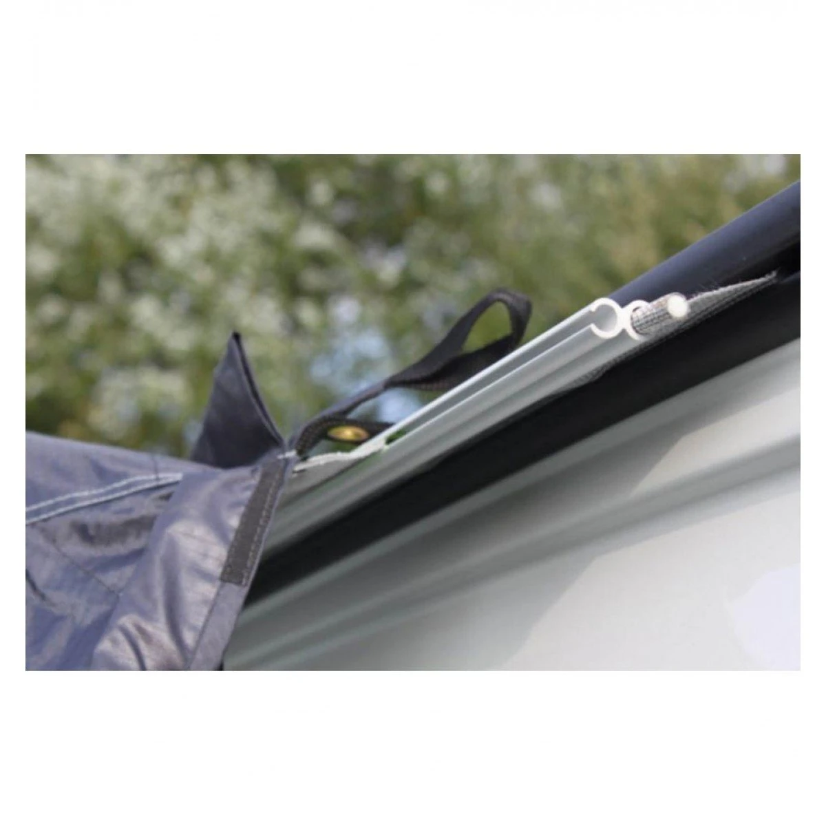 Vango Driveaway Kit for 6mm & 6mm Rails 3m Set Vango Driveaway Kit For 6mm & 6mm Rails 3m Set -Deals Camping Store 0ef847a33291223cbe9290af2b92816b